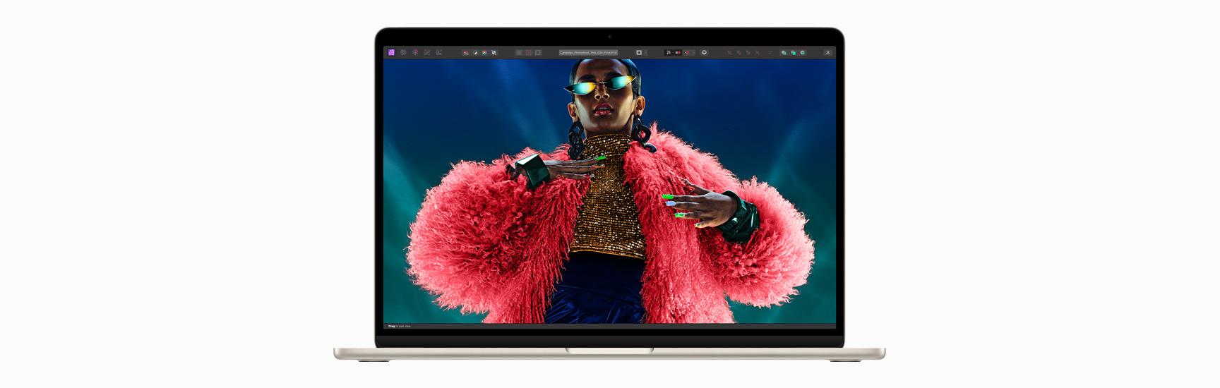 Mặt trước của MacBook Air thể hiện màn hình Liquid Retina.